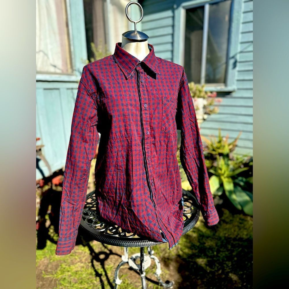 Ben Sherman — Double Sided Long Sleeve Shirt - Red & Blue, Black & Blue